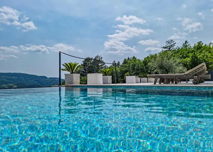 Bella By Interhome Cerovlje